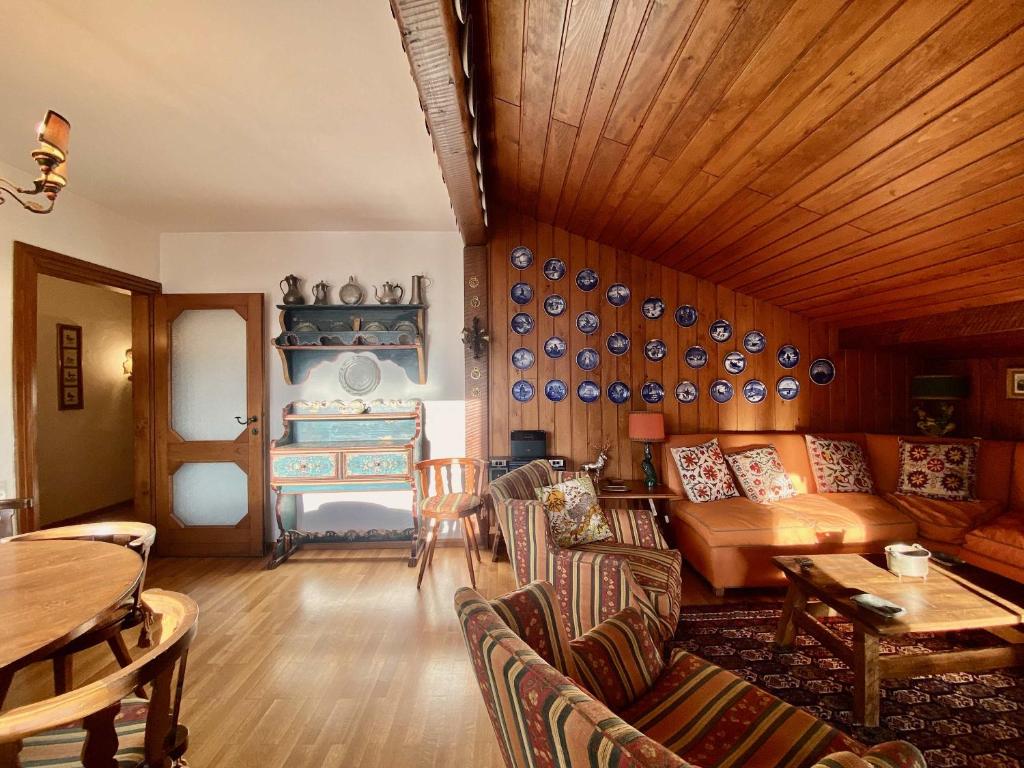 Cozy 3 bedroom with beautiful views - 4