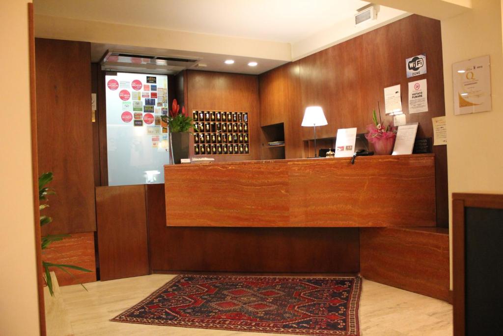 Hotel Mariani photo