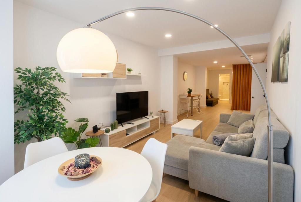 Elegant Stay La Naval - 1
