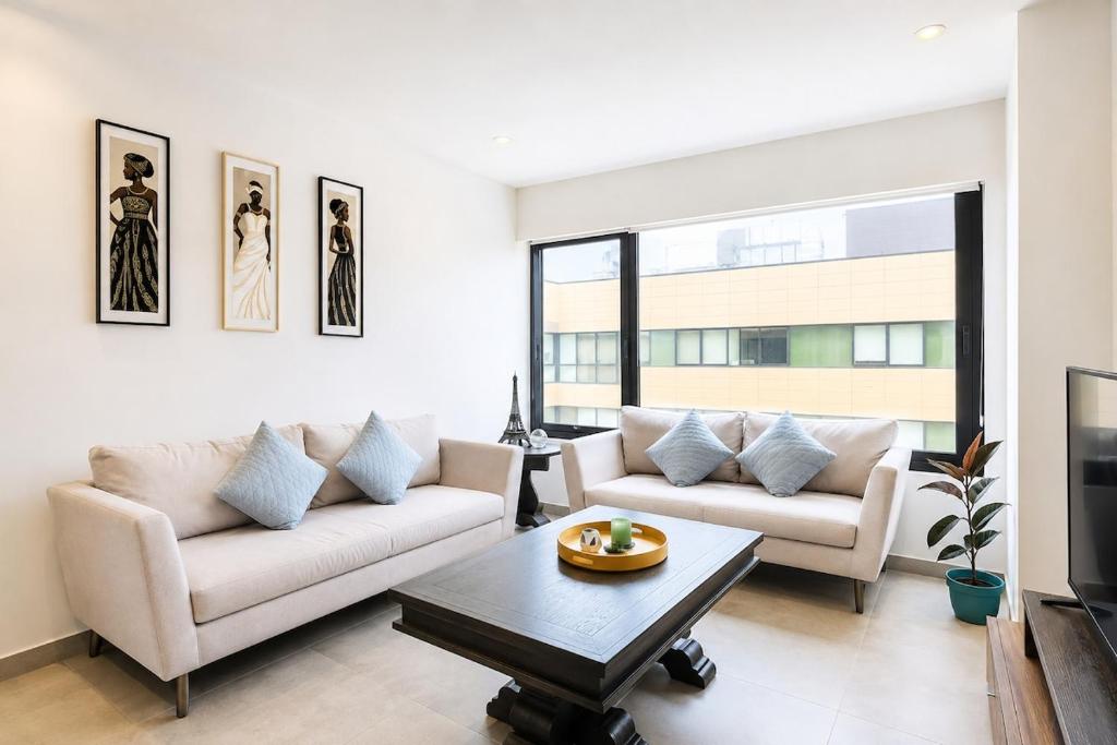Polanco Luxury Condo Pool, Jacuzzi & Gym Access - 1