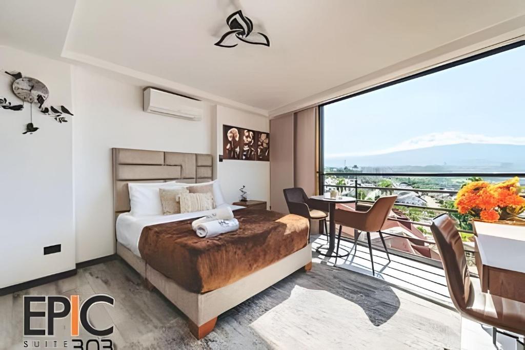 Epic Suite 303 Luxury Loft Airport - 1
