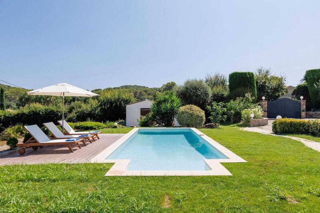 Villa with pool and studio in Mougins - 1