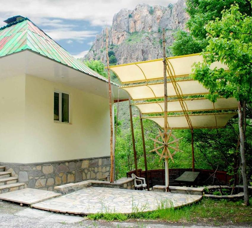 Park-Hotel Khoren's Lake — Hotel in Areni