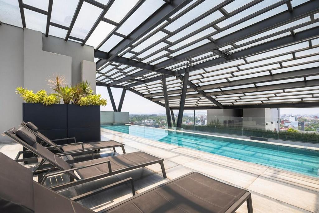 Rooftop Pool 2BR 2BA in the Heart of Roma Norte - 1