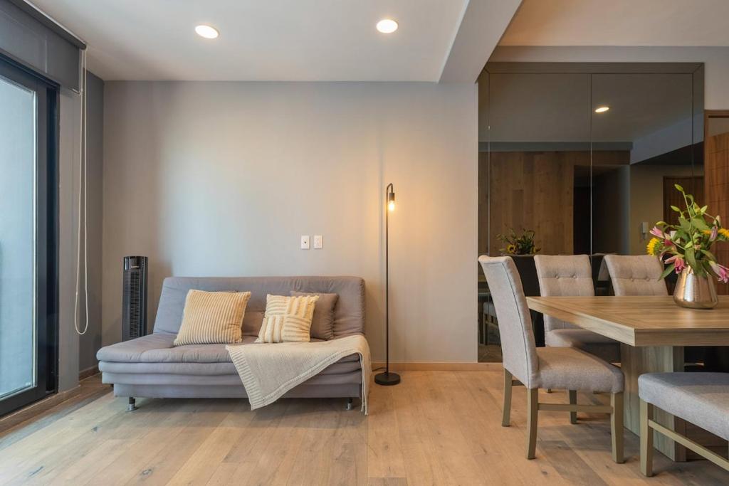 Rooftop Pool 2BR 2BA in the Heart of Roma Norte - 5