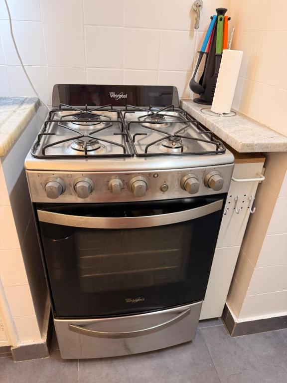 Sleeps 4, 2 bedrooms, well-equipped, excellent location - 4