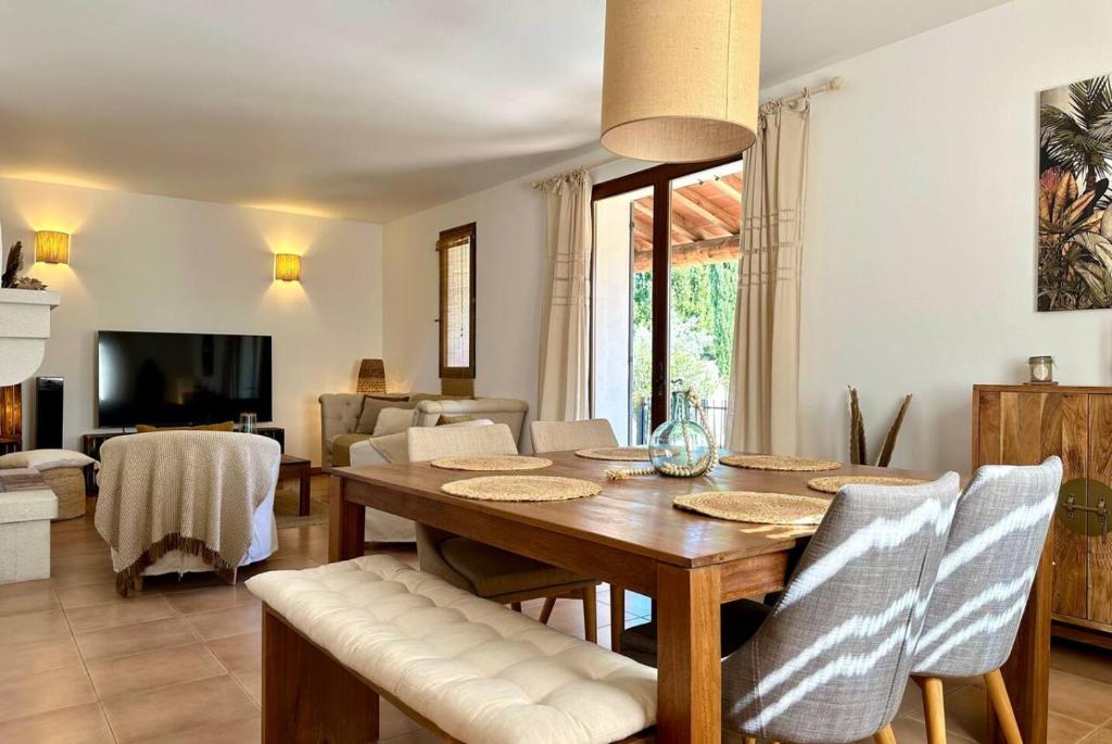 Les Lauriers Blancs air-conditioned villa with swimming pool - 4