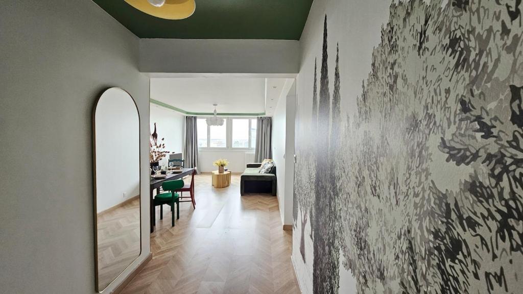 Unobstructed view parking metro nearby 8 guests - 2