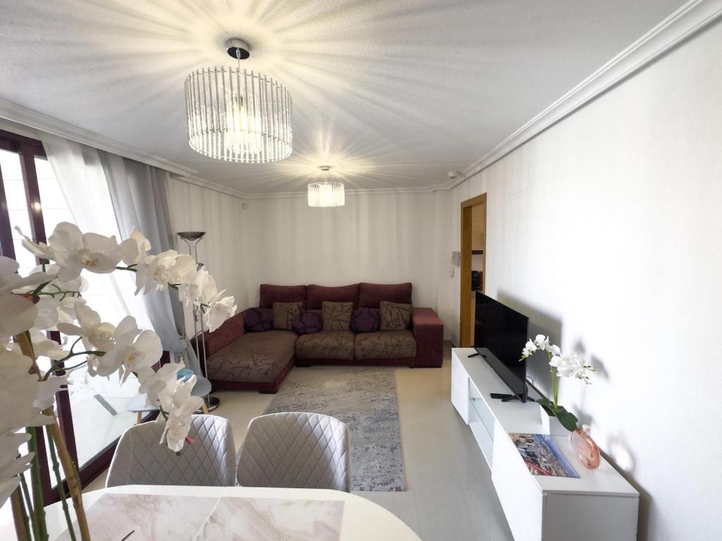 Apartamento en Primera Línea Playa - 1