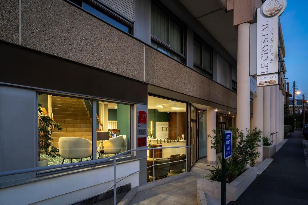 Best Western Hotel Le Crystal Dinard - 3