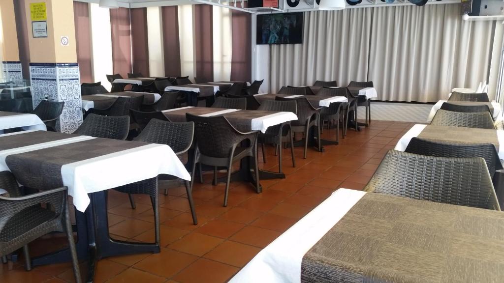 Vista Oasis — Restaurant & bars in Maspalomas, Canary Islands