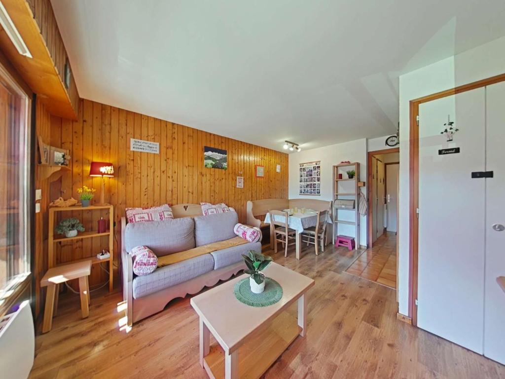 Studio cabine Vue chaine des Aravis - 4 couchages - Grand Bornand Village - GB090-C2 - 3