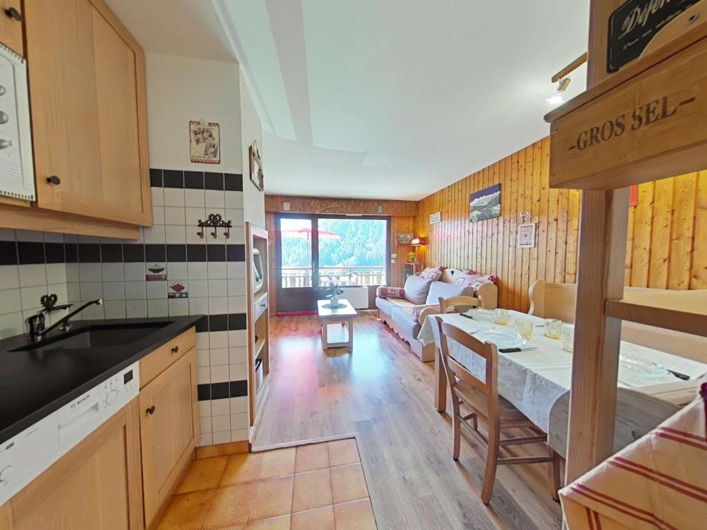 Studio cabine Vue chaine des Aravis - 4 couchages - Grand Bornand Village - GB090-C2 - 5