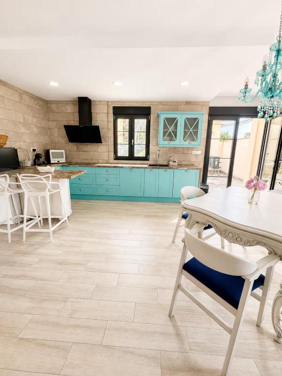 Apartamento con Pool - 3