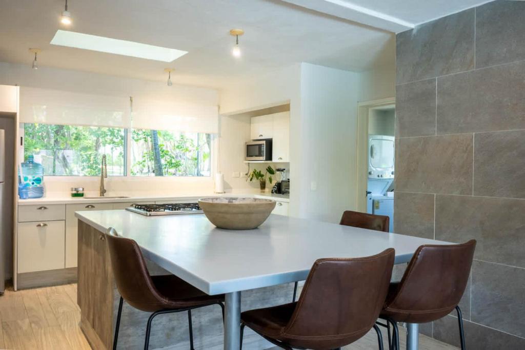 3BR Casa Matuk I Steps from Spectacular Beach I Private Pool - 4
