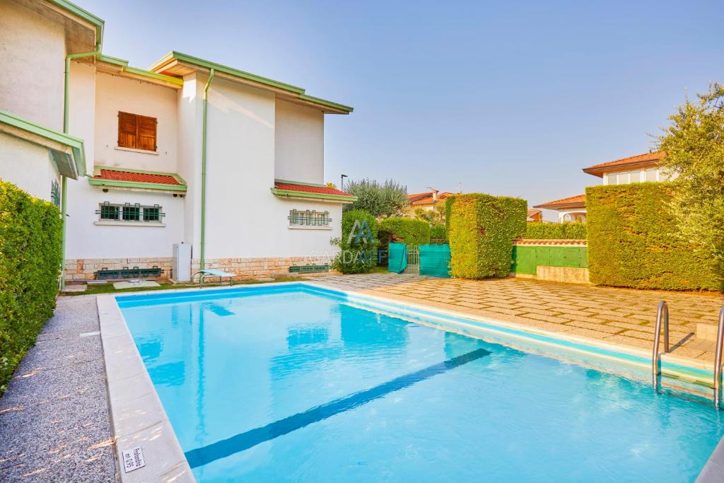 Villa Roma - Vista Lago e Relax tra Giardino e Terrazza - 5