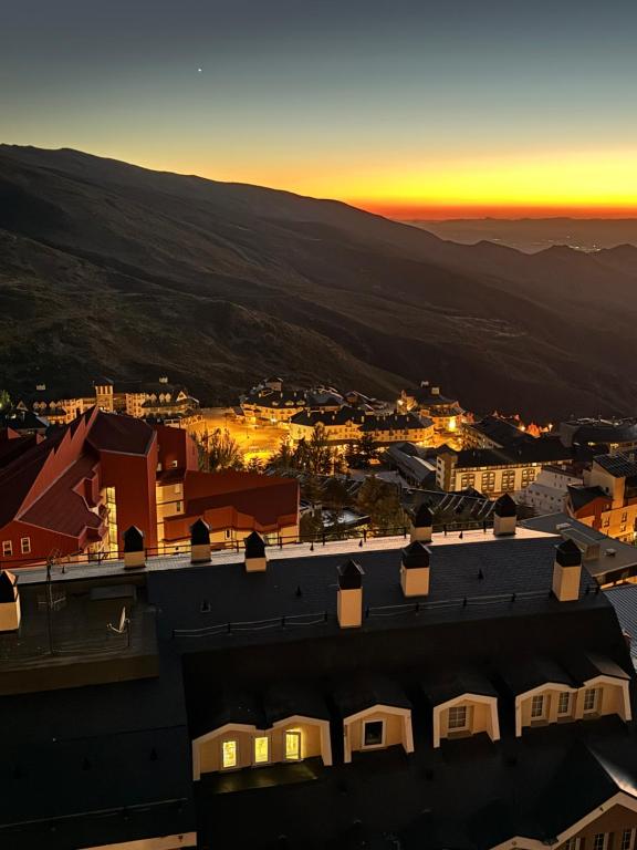 Hima, tu refugio en Sierra Nevada, calma y vistas que inspiran - 3