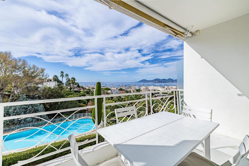 26 KOE - Beautiful Sea View Apartment with Parking - 2