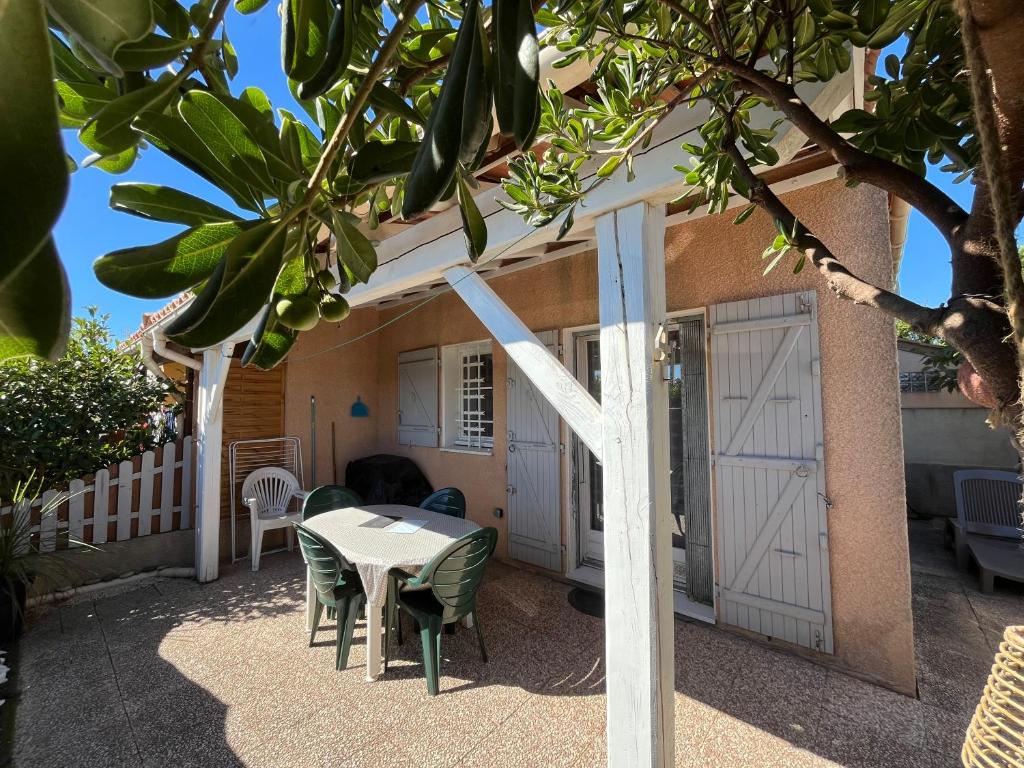 Maison de vacances, 4 -6 couchages, 200m de la mer, Residence securisee LES SENTOLINES, PORTIRAGNES PLAGE LRSEN47 - 2