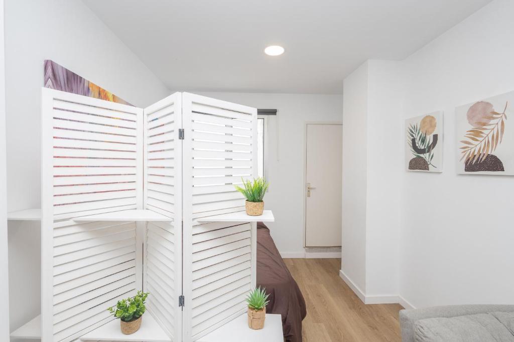Cozy Studio Las Canteras - 2 min walk to Beach - 4