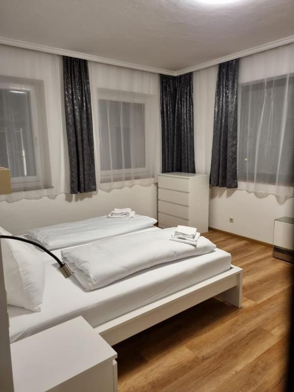 4 bedroom Apartment In the center - 2