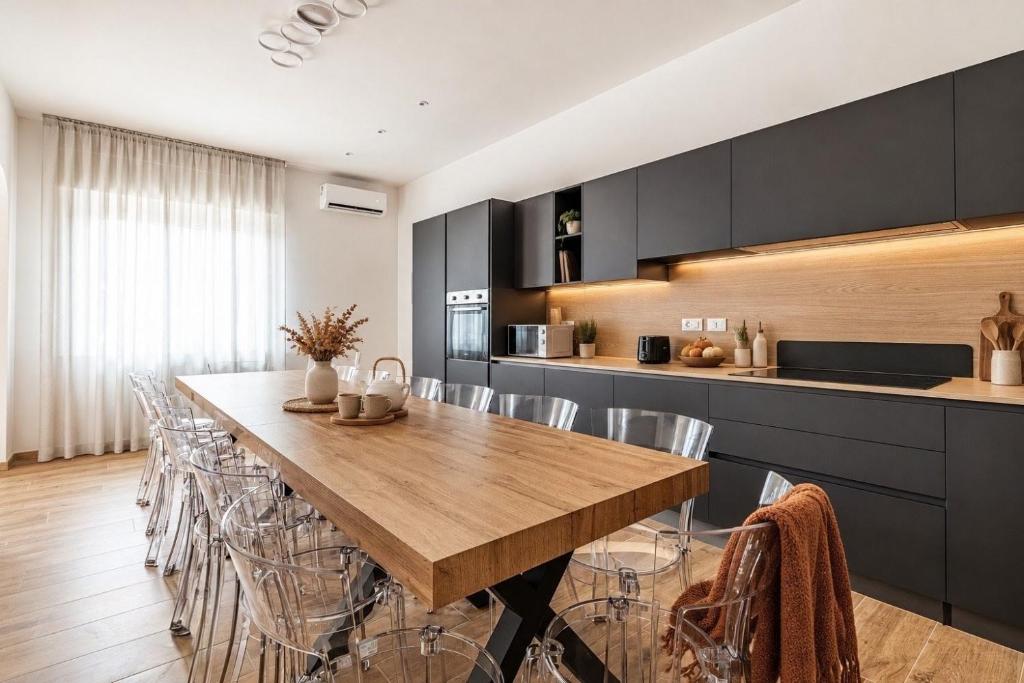 Villa Guerrazzi - 5 Bedrooms, 5 Bathrooms, Private Parking - P r a t u r e c c i Group - 2