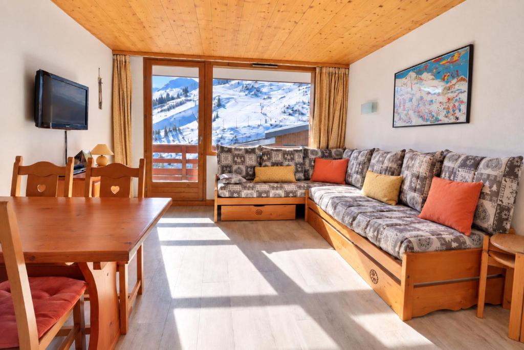 Résidence Plein Soleil - VUE SUR LES PISTES, ÉTAGE ÉLEVÉ - LABEL MERIBEL MAE-7593 - 1