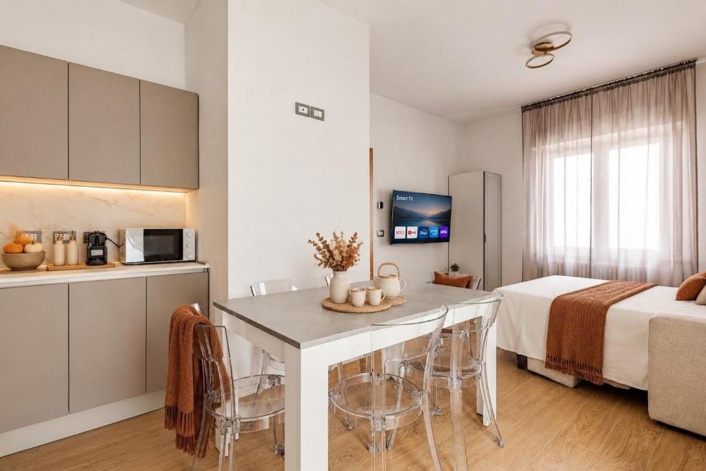 Luxury Apartment , Super WiFi - P r a t u r e c c i Group - 1