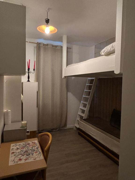 Le petit Paris 20 - 2