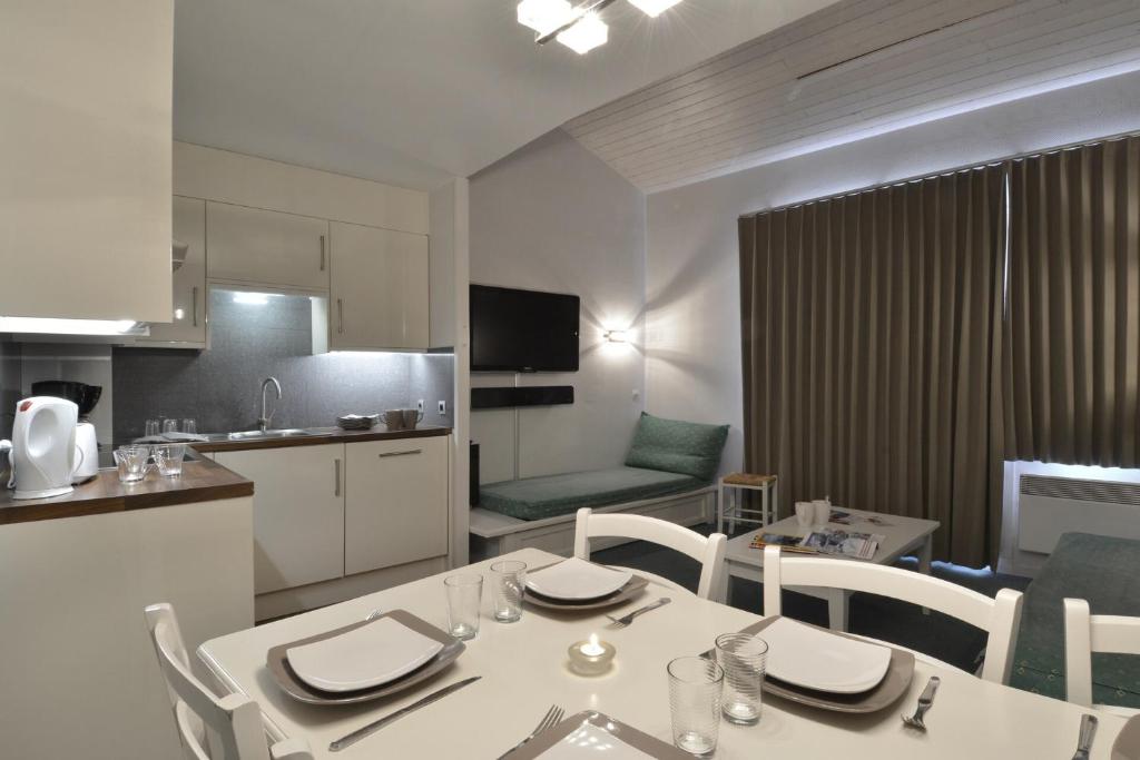 Résidence Licorne - Appartement récemment rénové · Ski aux pieds · Vue pistes · Casier à skis MAE-3652 - 1