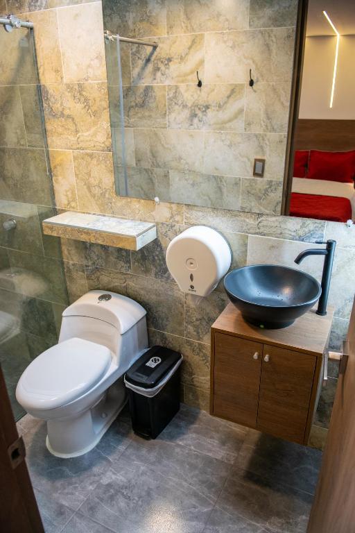 Royal Springs Hotel - 2