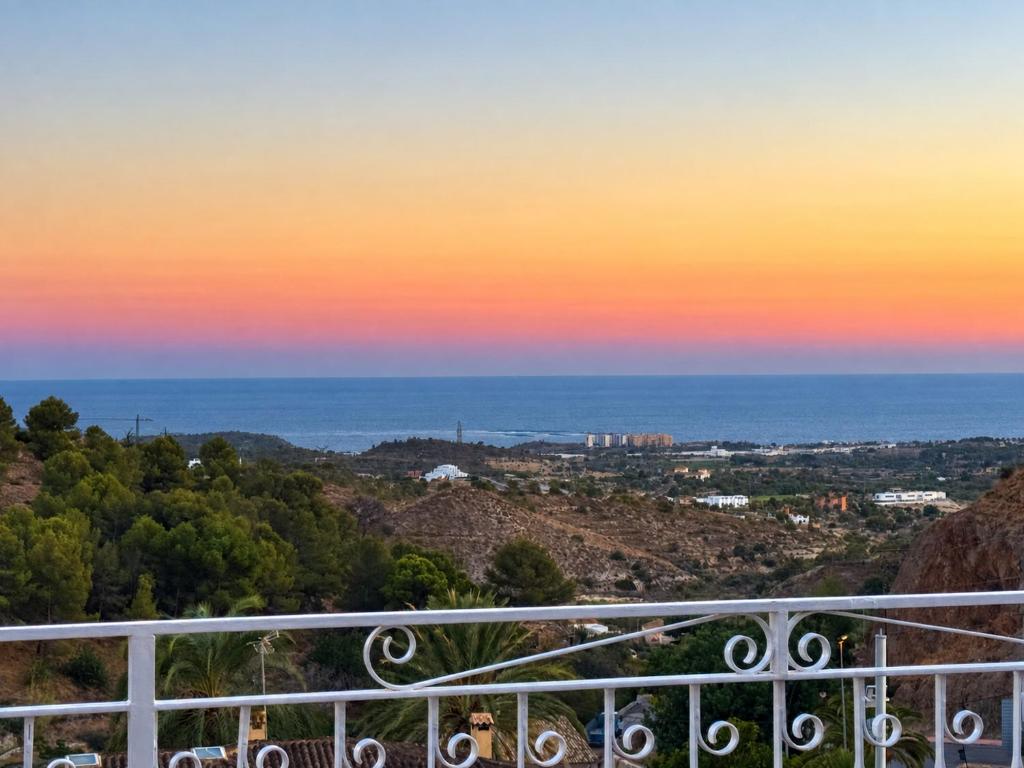 Top floor - Terrace - Sea views - 5 bedrooms - 2