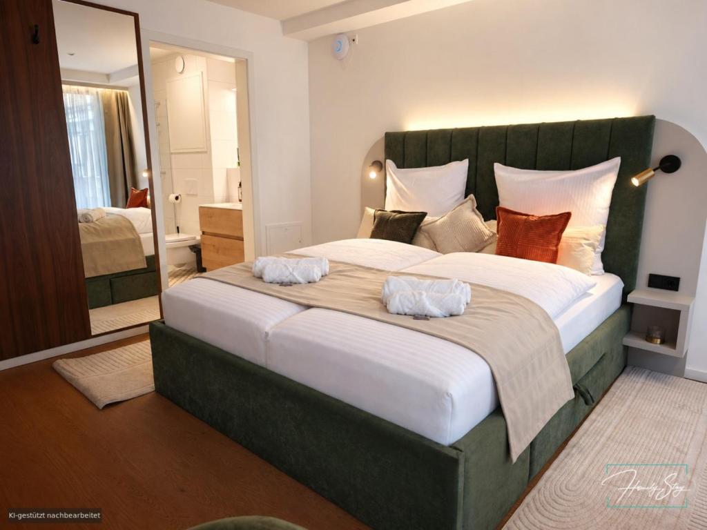 Homely Stay - Modern TownHouse - 3