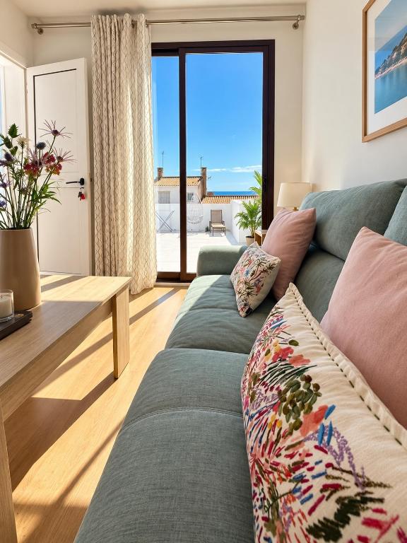 2 bedrooms and 2 suny terraces - 2