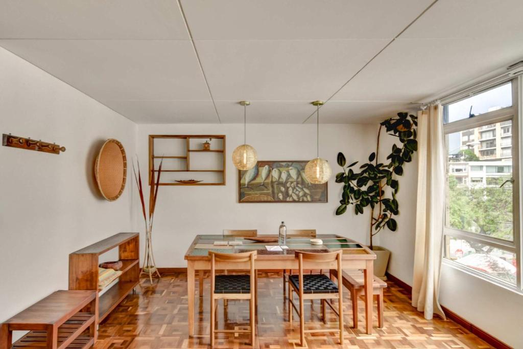 Refined Stay in Bogota Chic North - 5