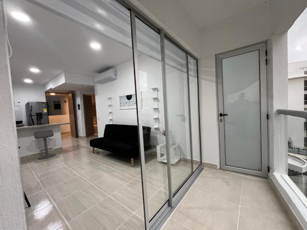 Tu Refugio con Estilo Piscina, Balcón y Parking - 4