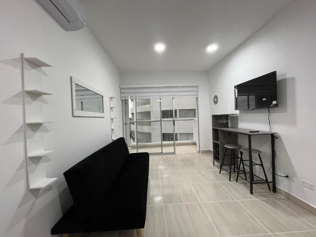 Tu Refugio con Estilo Piscina, Balcón y Parking - 5