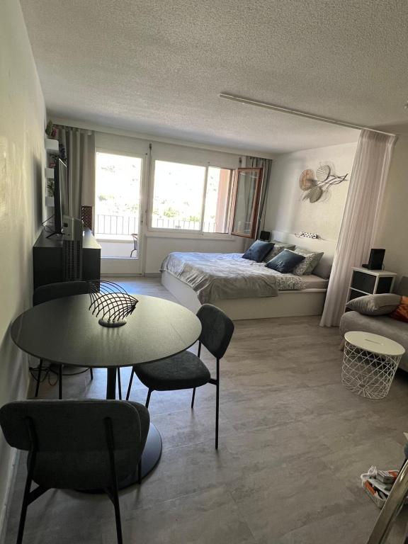 Studio 38 m2 bains de Saillon - 1