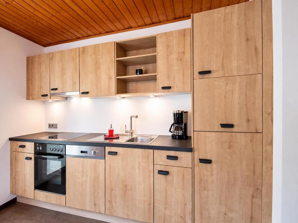 Modern Apartment in Kitzbuhel near Ski Area - 4
