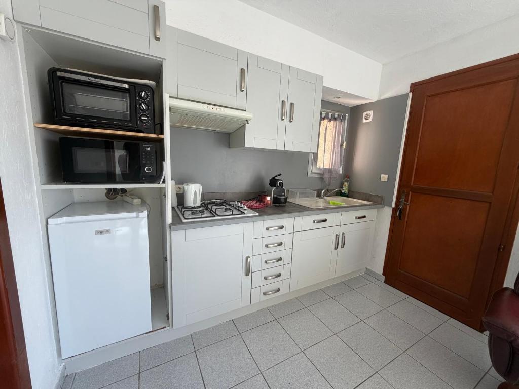 Appartement 4 personnes bas de villa - 3