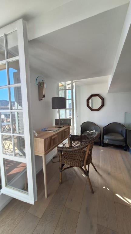BARRI Apartment with terrace - Port Palais des Festivals - 3