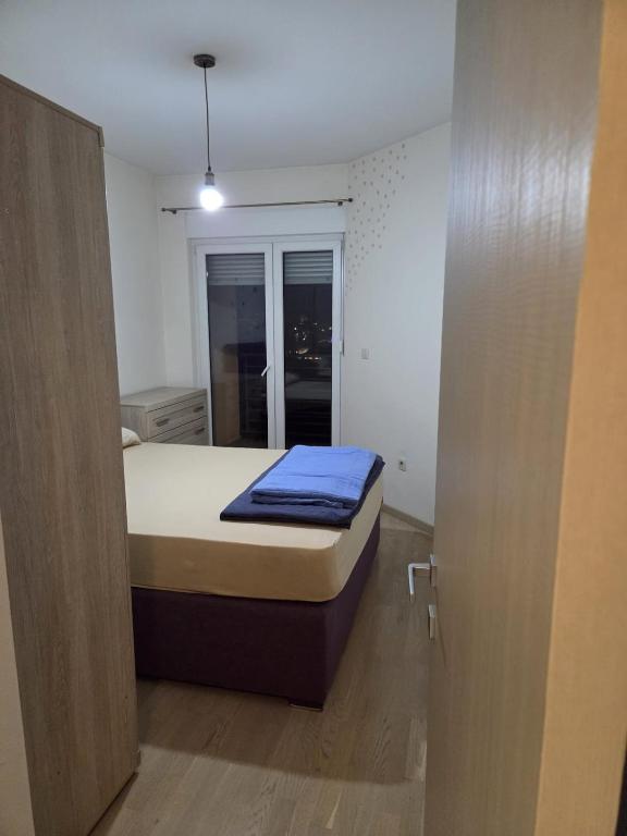 Modern 1 Bedroom Penthouse Apartment in Podgorica - 4