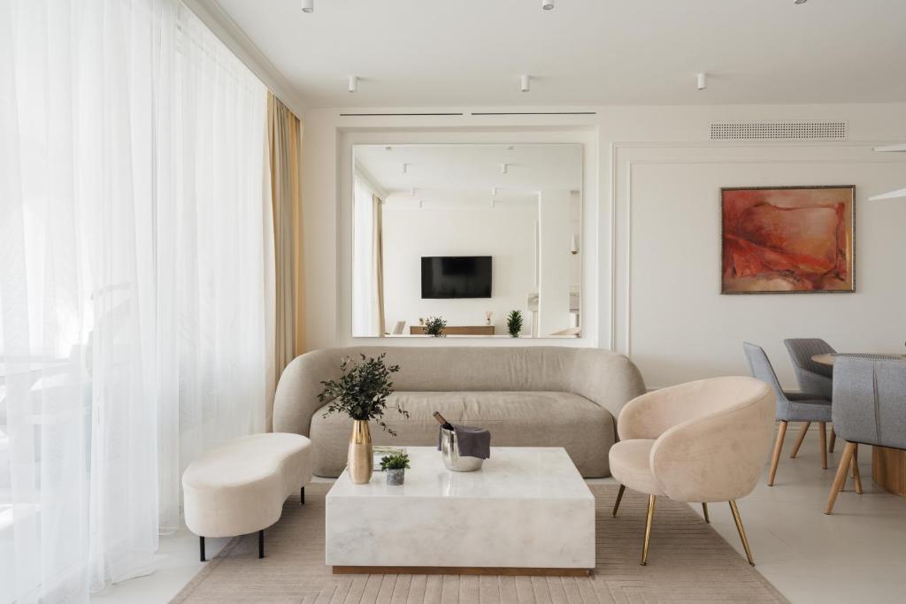 Luxury apartment in Puerto Banus La Alcazaba - 2