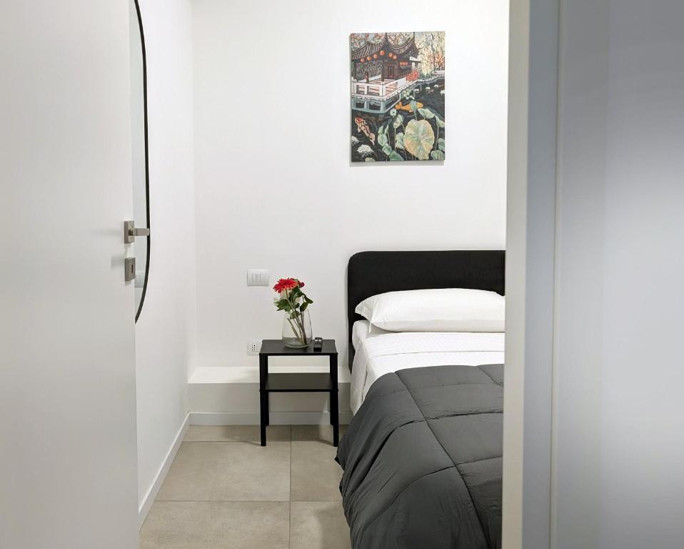 8 Bedrooms & 8 Bathrooms - Milan Certosa - 2