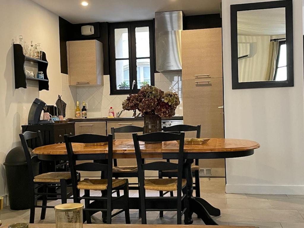 TRES CONFORTABLE DUPLEX au COEUR DE PEZENAS - 1
