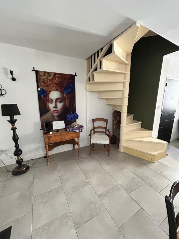 TRES CONFORTABLE DUPLEX au COEUR DE PEZENAS - 4