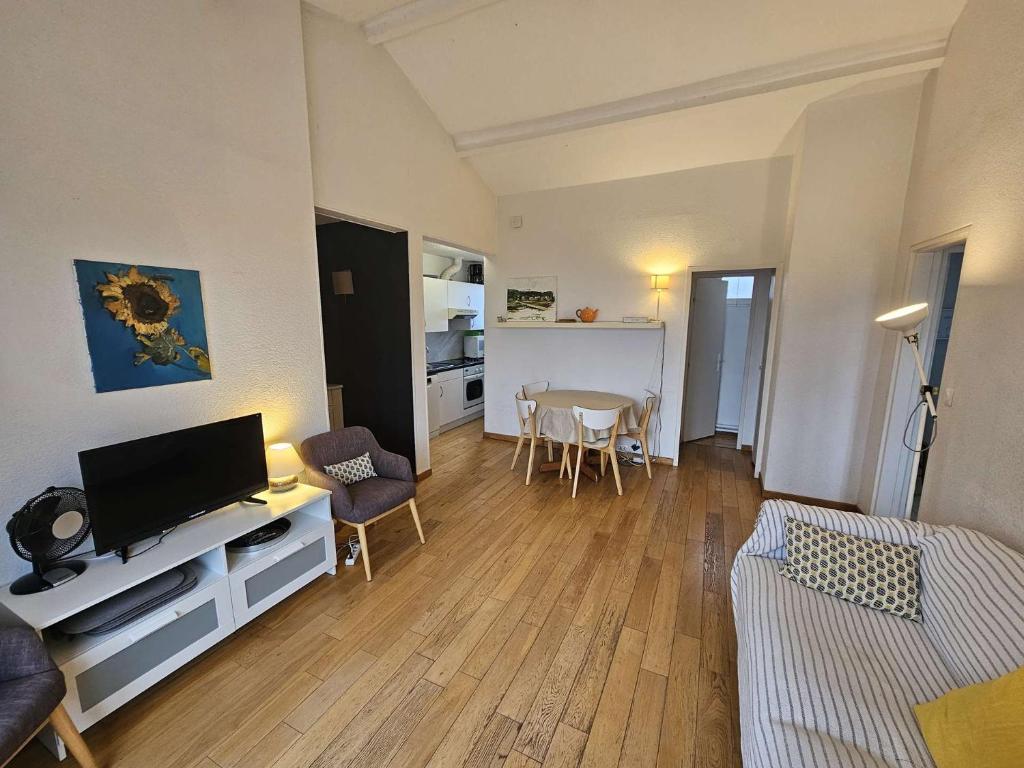 WIFI, Climatisation, parking, plage à pied - 4