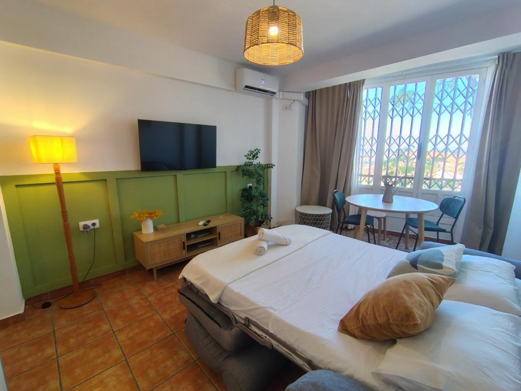 Cozy Studio in Heart of Nueva Andalucía - Pass the Keys - 1