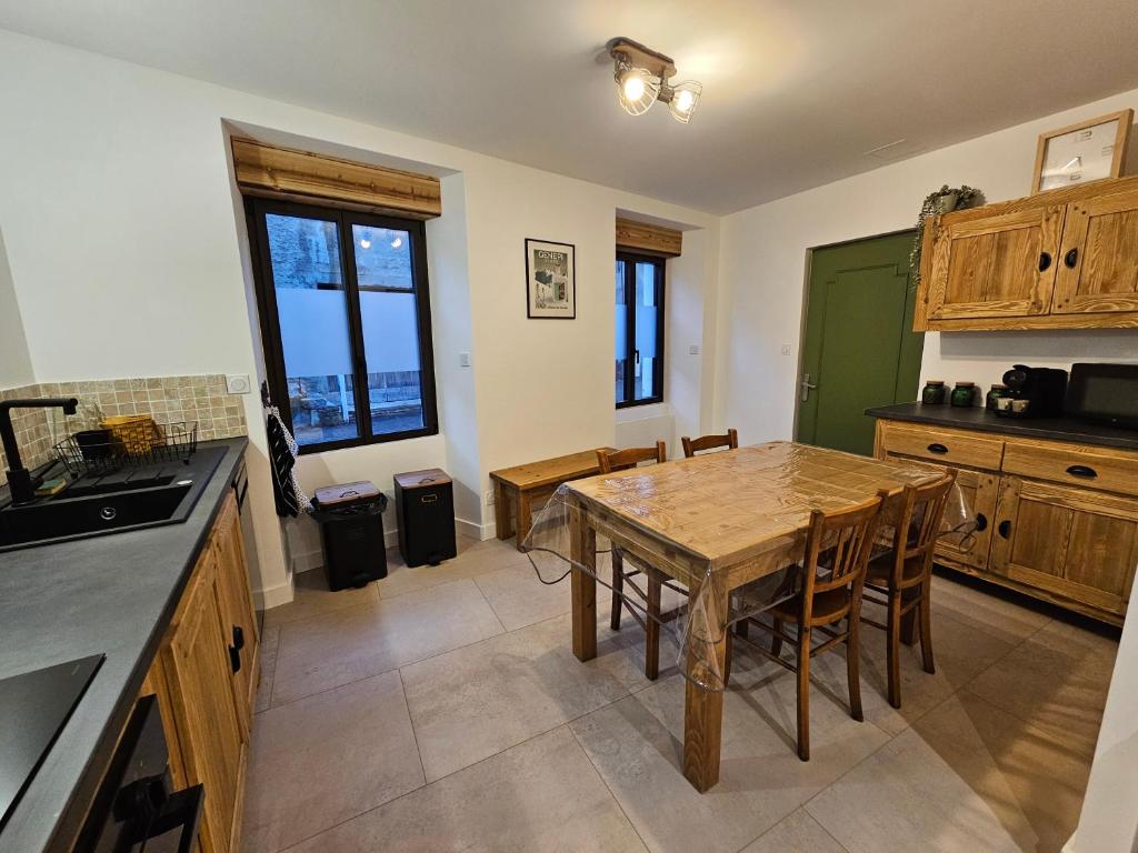 Maison de village à proximité de Montalbert - 3