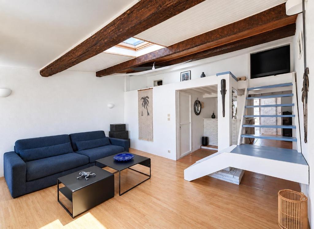 French loft in AGDE - 2